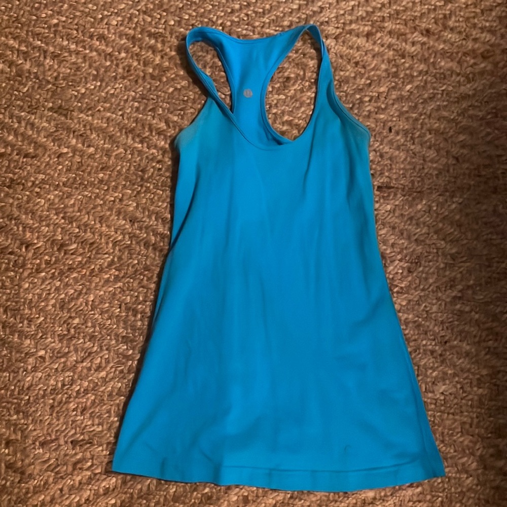 Lululemon top